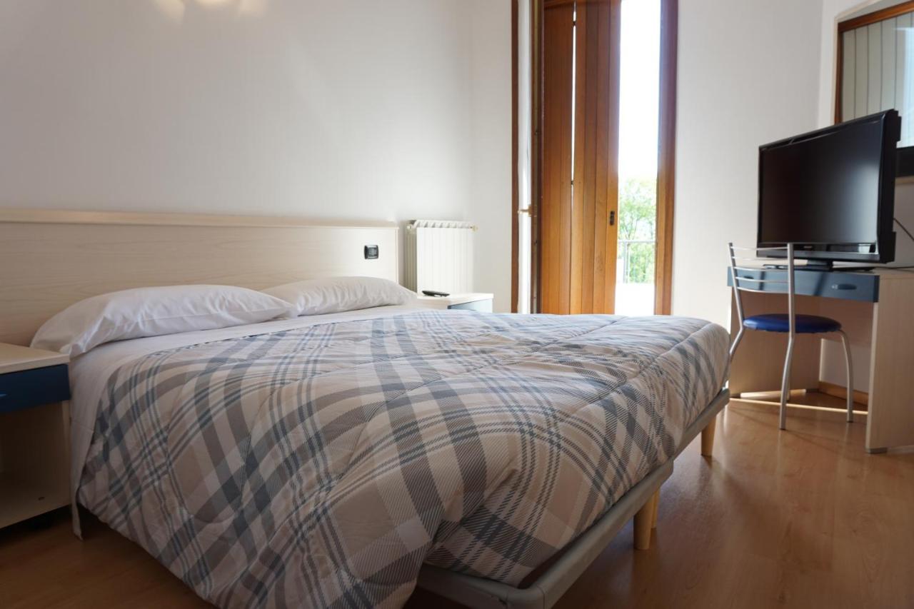 B&B La Villetta Breno Exterior photo